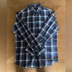 Banana Republic men’s long-sleeve blue & white button down flannel shirt - Large